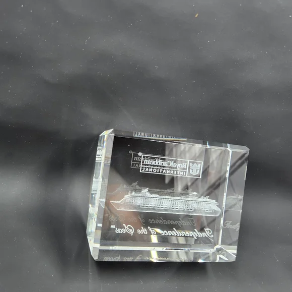 Royal Caribbean Independence of the Seas 3D Etched Crystal Block Paper Weight